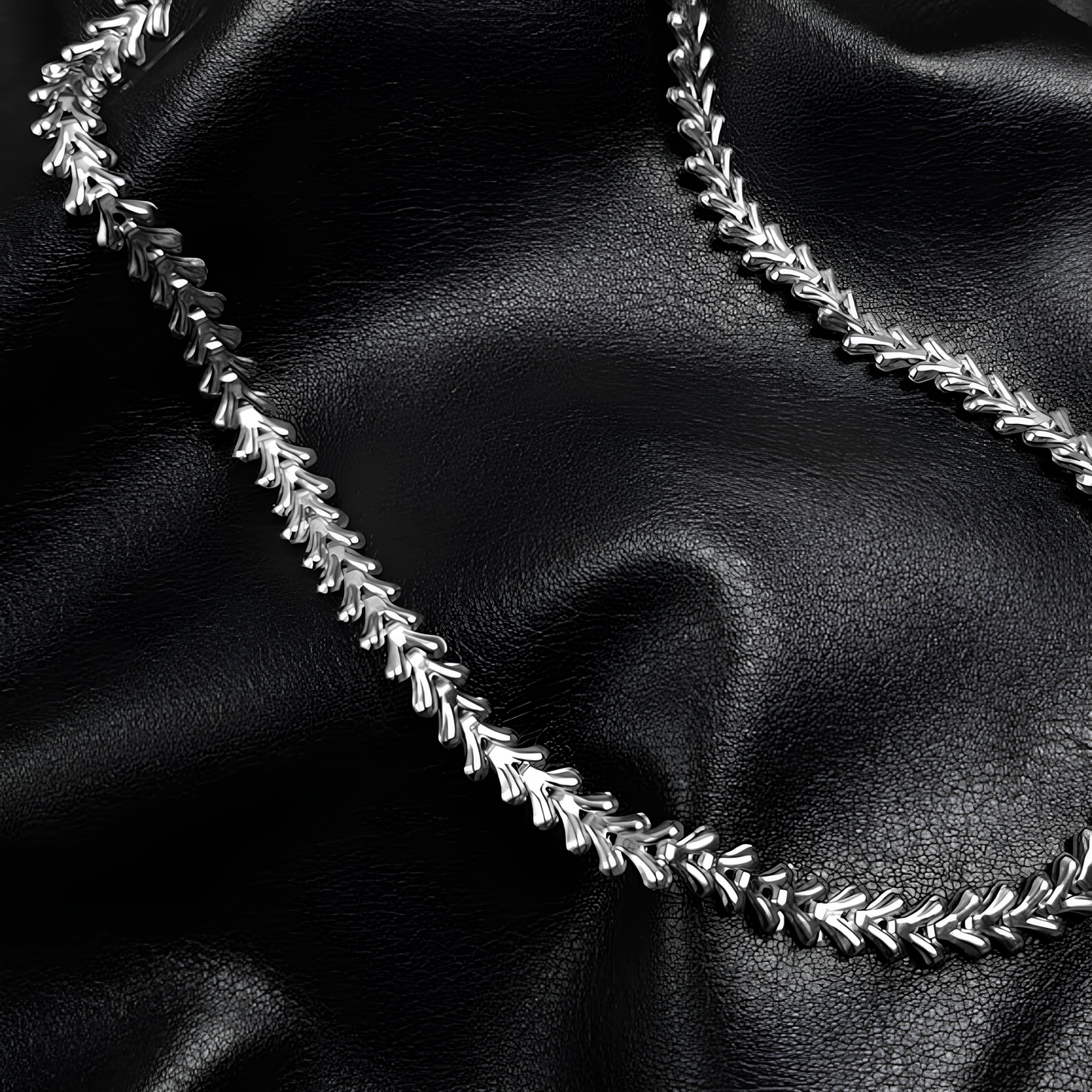 Vertebrae Choker