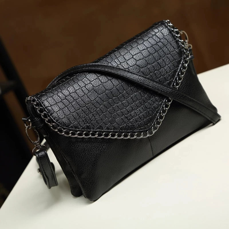 High-quality-chains-handbags-fashion-women-envelope-clutch-ladies-party-famous-brand-ladies-shoulder-messenger-crossbody_a37fbd85-c53b-47f2-8c35-995ed06d753b.jpg