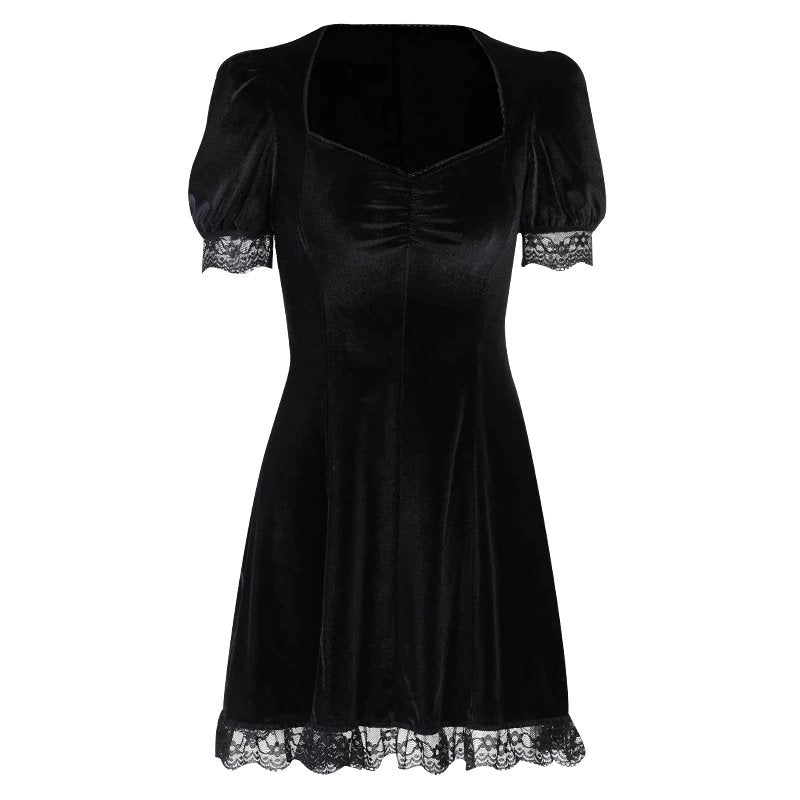 elegant-gothic-dress-438496.jpg