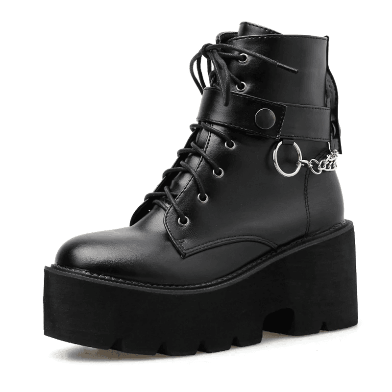 punk-style-chain-shoes-525852.png